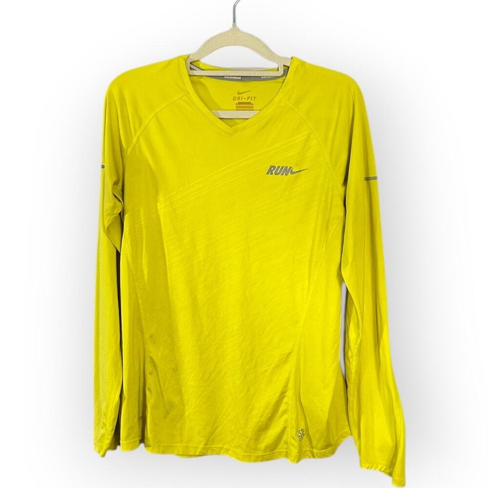 Nike Run Athletic T-Shirt Men's Size Large Yellow Long Sleeve V Neck Athleisure